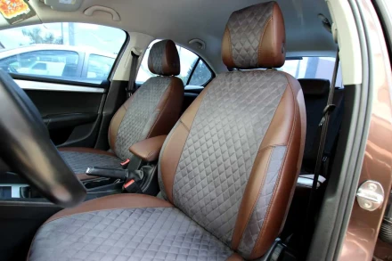 Чехлы на Skoda Octavia A7 из экокожи и антары Eco Lazer+Antara 2020 (R) коричнево-серые
