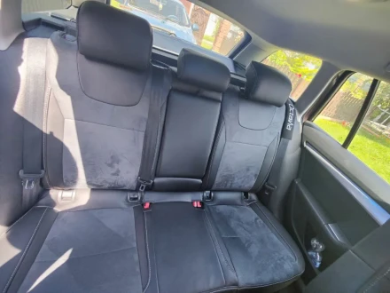 Чехлы на Skoda Octavia А7 пилот из экокожи и антары черные