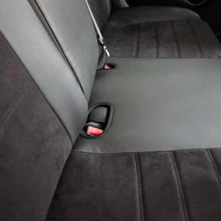 Чехлы на Mazda 3 BM (Мазда 3 БM) из экокожи и антары ELA2020P