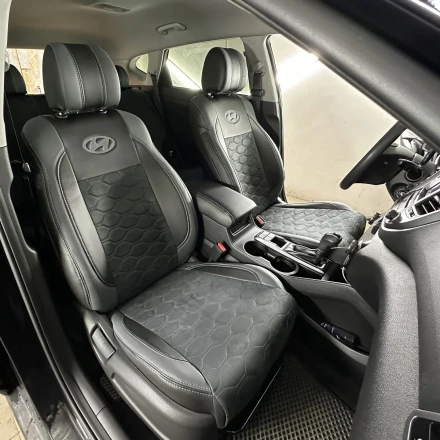 Чехлы на Hyundai Tucson III (Хюндай Тюксон 3) из экокожи и антары чёрно-серые VEA