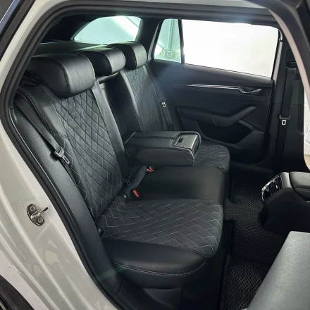 Чехлы на Skoda Octavia A8 (Шкода Октавия А8) из экокожи и антары ELA2020R