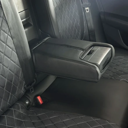 Чехлы на Skoda Octavia A8 (Шкода Октавия А8) из экокожи и антары ELA2020R