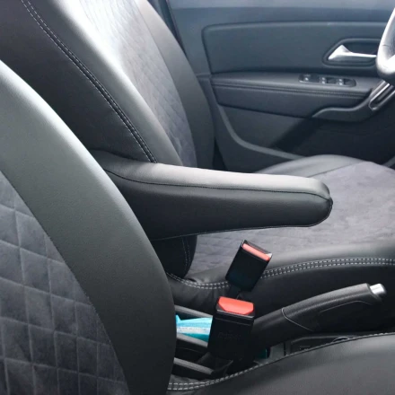 Чехлы на Renault Duster (Рено Дастер) из экокожи и антары Antara