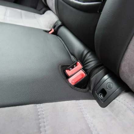 Чехлы на Volkswagen Golf VII и E-Golf (Фольксваген Гольф 7) из экокожи и антары EcoLazer+Antara черно-серые