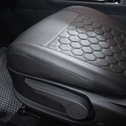 Чехлы на KIA Sportage NQ5  (КИА Спортейдж 5) из экокожи EP