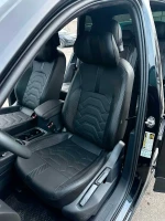Чехлы на Volkswagen Tiguan II из экокожи со вставкками под карбон и декоративной вышивкой Comfort 3