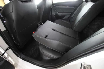 Чехлы на Skoda Octavia A8 Ambition из экокожи и ткани Eco Classic 2020