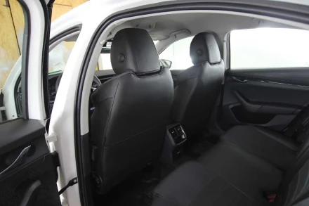 Чехлы на Skoda Octavia A8 Ambition из экокожи и ткани Eco Classic 2020