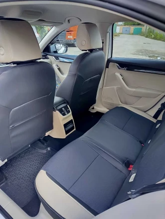 Чехлы на Skoda Octavia A7 (Шкода Октавия А7) из экокожи и ткани