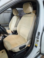 Накидки Алькантара на сиденья автомобиля бежевые с антискользящим покрытием Накидки Алькантара на сиденья автомобиля бежевые с антискользящим покрытием