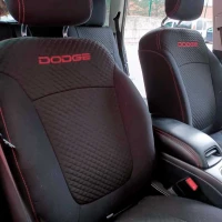 Чехлы на Dodge Journey 5 мест из гобелена с тиснением по центру