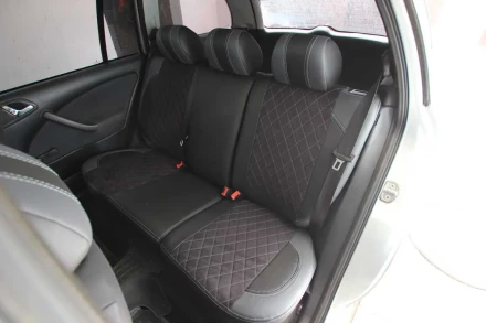 Чехлы на Skoda Octavia Tour из экокожи и антары Vip Elite с прострочкой ромб