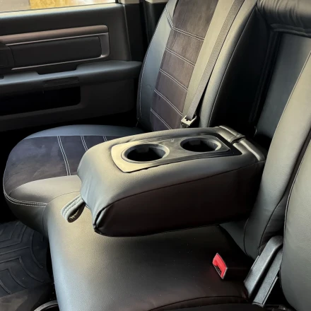 Чехлы на Dodge RAM 1500 IV (Додж Рам 1500 4) из экокожи и антары ELA2020P