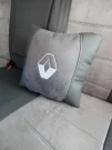Подушка в авто с лого Renault квадратная из экокожи и антары серая EMC