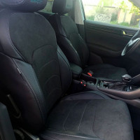 Чехлы на Skoda Kodiaq из экокожи и антары