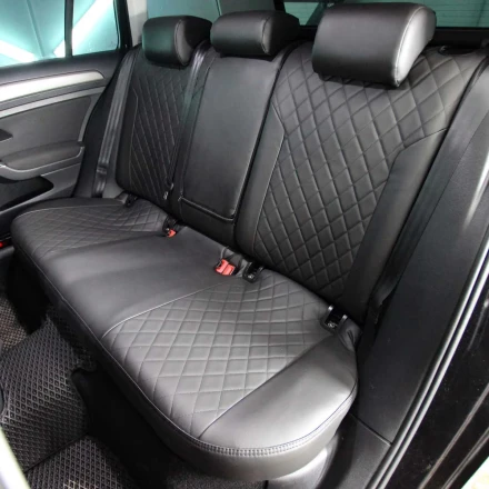 Чехлы на Volkswagen Golf VII и E-Golf (Фольксваген Гольф 7) из экокожи Eco Grand