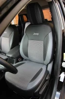 Чехлы на Jeep Grand Cherokee из экокожи и ткани Vip Elite