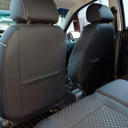 Чехлы на Skoda Octavia Tour из экокожи и гобелена с тиснением