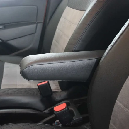 Чехлы на Renault Duster II из экокожи и ткани VE2020