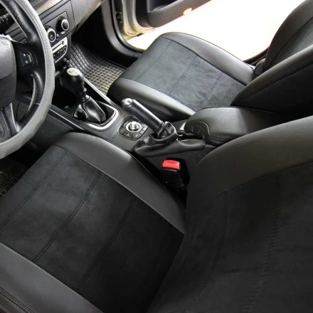 Чехлы на Renault Megane III из экокожи и антары Antara