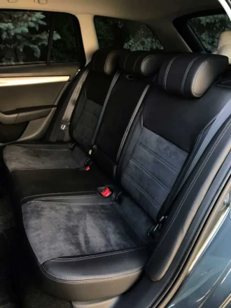 Чехлы на Skoda Octavia A7 из экокожи и итальянской алькантары Comfort Plus 3