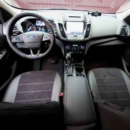 Чехлы на Ford Escape III (Форд Эскейп 3) из экокожи и польской алькантары ELA2020P