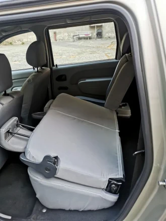 Чехлы на Renault Logan MCV (Рено Логан МСВ) на 7 мест из ткани серо-черные