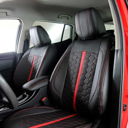 Чехлы на Nissan Leaf I из экокожи Eco Sport (красная полоска)