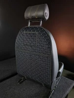 Накидка защита от детских ног на заднюю спинку с органайзером из алькантары чорный ромб Накидка защита от детских ног на заднюю спинку с органайзером из алькантары чорный ромб