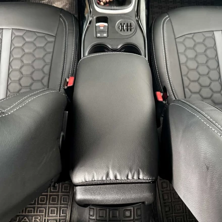 Чехлы на Renault Kadjar из экокожи ES