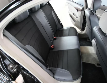 Чехлы на Subaru Outback из экокожи и ткани Eco Classic 2020