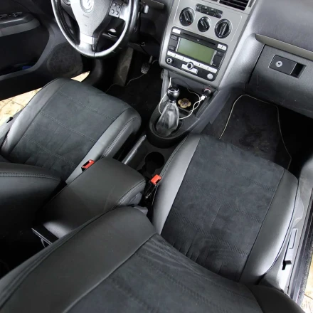 Чехлы на Volkswagen Touran I из экокожи и антары Antara