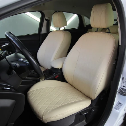 Чехлы на Ford Focus III (Форд Фокус 3) из экокожи ELA2020R