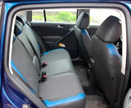 Чехлы на Subaru Impreza из экокожи и ткани Vip Elite