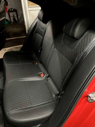 Чехлы на Skoda Octavia A7 (Шкода Октавия А7) из экокожи Sport 1