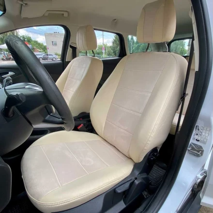 Чехлы на Ford Focus III (Форд Фокус 3) из экокожи и антары Antara бежевые