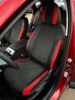 Чехлы на Hyundai Tucson IV из экокожи и алькантары с прошивкой соты Sport 3