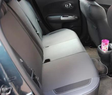 Чехлы на Suzuki Grand Vitara из экокожи и ткани Vip Elite