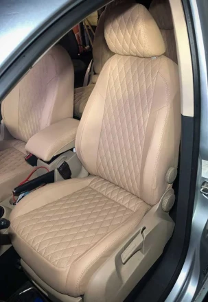 Чехлы на Volkswagen Touran I (Фольцваген Туран 1) из экокожи AM Rubin-G