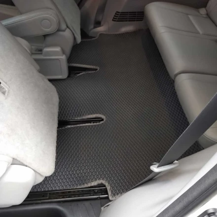 3D EVA коврики с бортами до 5 см на Toyota Highlander XU50 7 мест (Тайота Хайлендер)