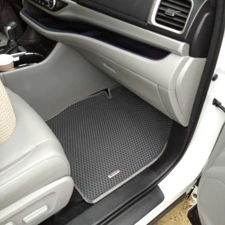 3D EVA коврики с бортами до 5 см на Toyota Highlander XU50 7 мест (Тайота Хайлендер)