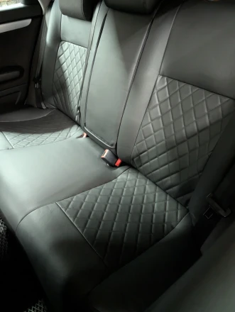 Чехлы на Audi A4 B7 универсал (Ауди А4 Б7) из экокожи EP