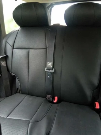 Чехлы на Jeep Grand Cherokee II WJ из экокожи с перфорацией