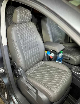 Чехлы на  Volkswagen Touran I (Фольцваген Туран 1) из экокожи серой AM Rubin-G