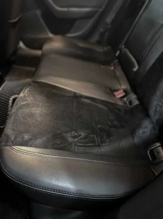 Чехлы на Skoda Octavia A7 (Шкода Октавия А7) из экокожи и антары Comfort Plus 3 черные