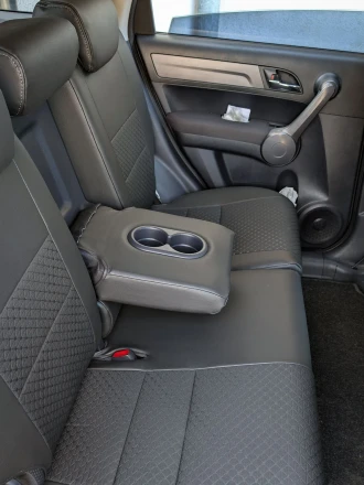 Чехлы на  Honda CR-V III (Хонда ЦР-В 3) из экокожи и ткани с тиснением ромб