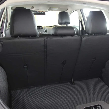 Чехлы на Ford Fiesta MK6 (Форд Фиеста МК6) из экокожи EL