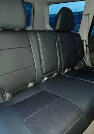 Чехлы на Mitsubishi Pajero Sport I (Митсубиши Паджеро Спорт 1) из экокожи