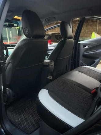 Чехлы на Opel Ampera E (Опель Ампера Е) из экокожи и ткани с тиснением Comfort Plus 3