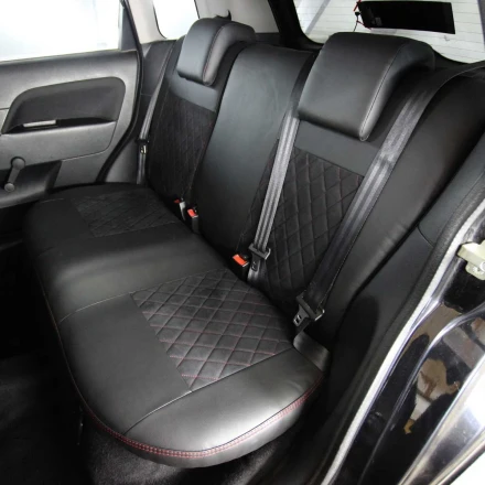 Чехлы на Ford Fiesta MK5 (Форд Фиеста МК5) из экокожи и антары EPA